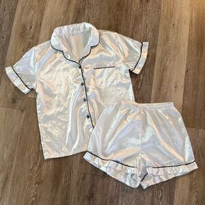 Women’s White top and shorts pj set